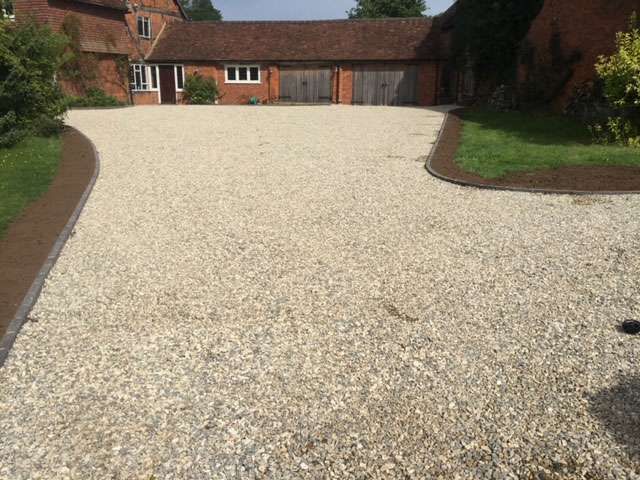 Gravel Stone Driveway installation